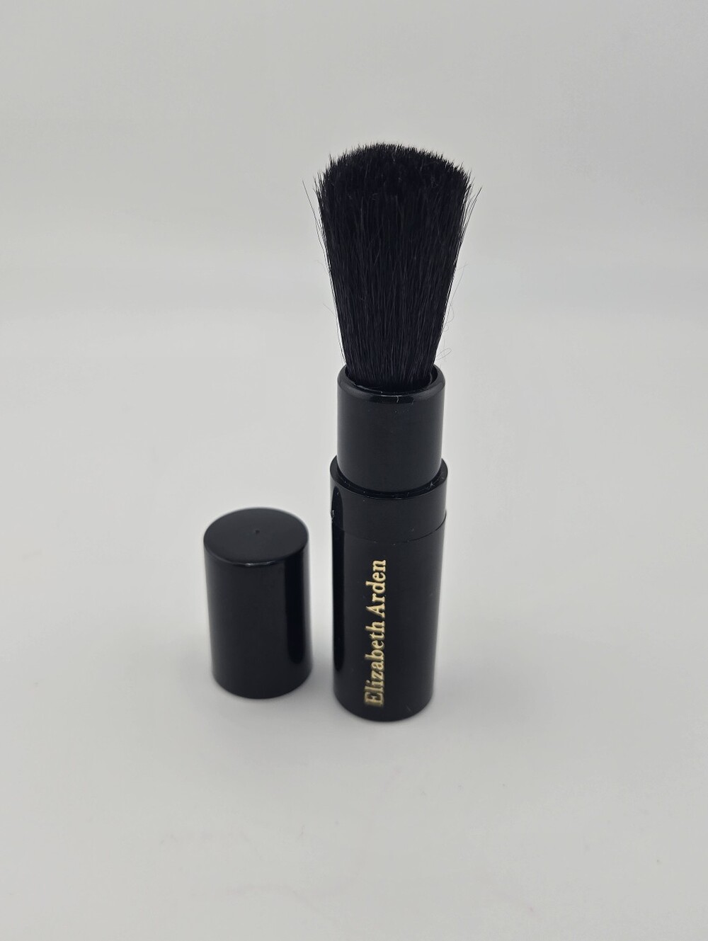 Elizabeth Arden Retractable Black Makeup Brush